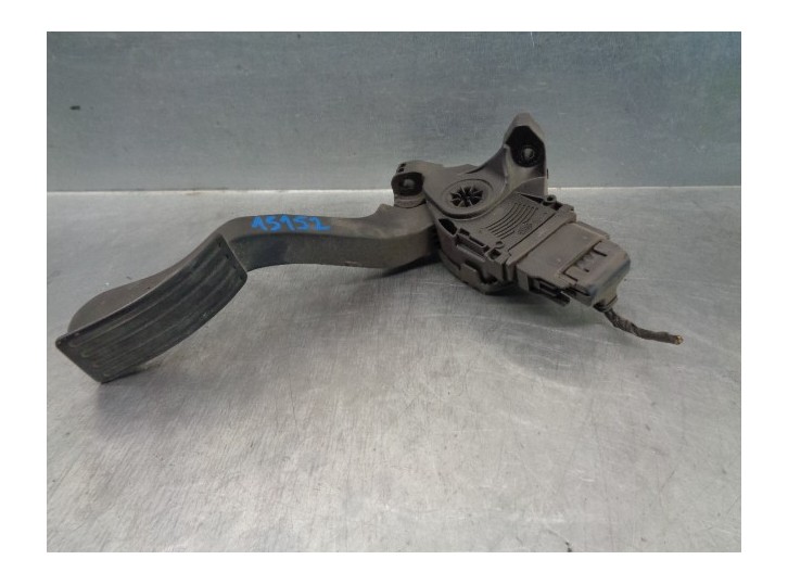 Recambio de potenciometro pedal para ford transit connect (tc7) furgón (2006) referencia OEM IAM 7T119F836CB 6PV00927600 HELLA