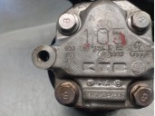 Recambio de bomba servodireccion para volkswagen passat berlina (3b2) 1.8 20v turbo referencia OEM IAM 8D0145156L KV18002 KYB