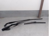 Recambio de brazo limpia delantero izquierdo para mercedes-benz gla (h247) gla 200 d 4-matic (247.713) referencia OEM IAM A24782