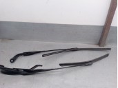 Recambio de brazo limpia delantero izquierdo para mercedes-benz gla (h247) gla 200 d 4-matic (247.713) referencia OEM IAM A24782