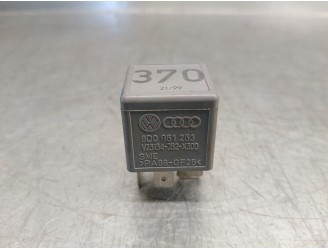 Recambio de rele para volkswagen passat berlina (3b2) 1.8 20v turbo referencia OEM IAM 8D0951253 V23134J52X300 BOSCH