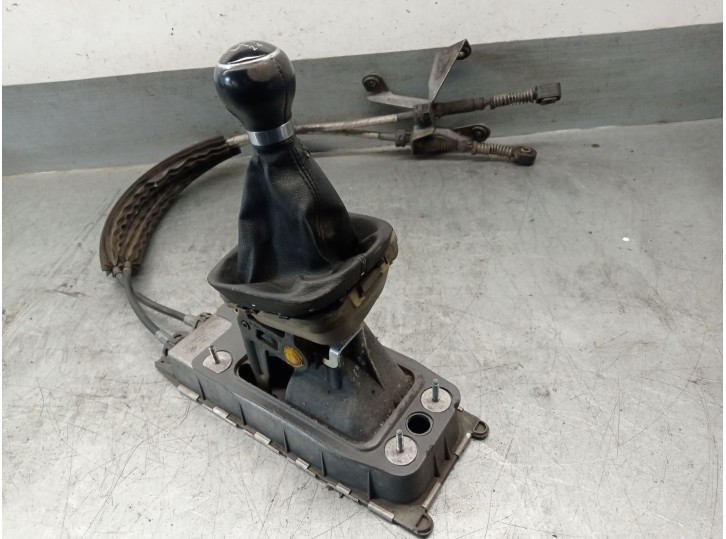 Recambio de palanca cambio para volkswagen golf v (1k1) 1.9 tdi referencia OEM IAM 1K0711049AS 1K0711112 