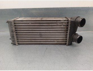Replacement intercooler for Citroën C4 Saloon 1.6 16V HDi OEM IAM reference 9648551880 384H5 876923JF VALEO