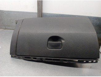 Recambio de guantera para renault clio iii 1.2 referencia OEM IAM 8200407712 6246S0420 VISTEON