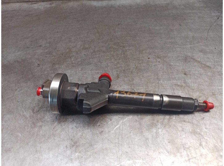 Recambio de inyector para mazda 6 berlina (gg) 2.0 diesel cat referencia OEM IAM 01G09258 