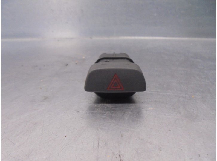 Recambio de warning para ford focus berlina (cap) 1.6 16v cat referencia OEM IAM 4M5713A350AC 