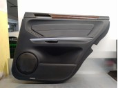 Recambio de guarnecido puerta trasera derecha para mercedes-benz clase gl (x164) 4.7 v8 referencia OEM IAM A16473008709D84 5 PU