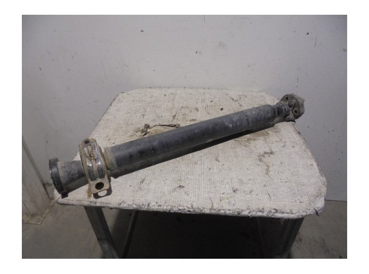 Replacement central driveshaft for Hyundai Santa Fe (SM) 2.0 CRDi cat OEM IAM reference 4930026200 BURRA 4B