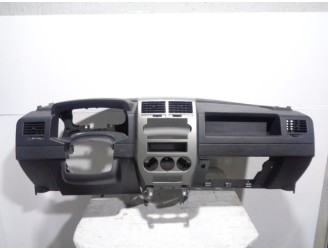 Recambio de salpicadero para jeep compass 2.0 crd cat referencia OEM IAM YF33XDVAA NEGRO 