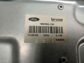 Replacement front left window regulator for Ford Focus Saloon (CAP) Ghia OEM IAM reference 984562108 6 PINS 5 DOORS