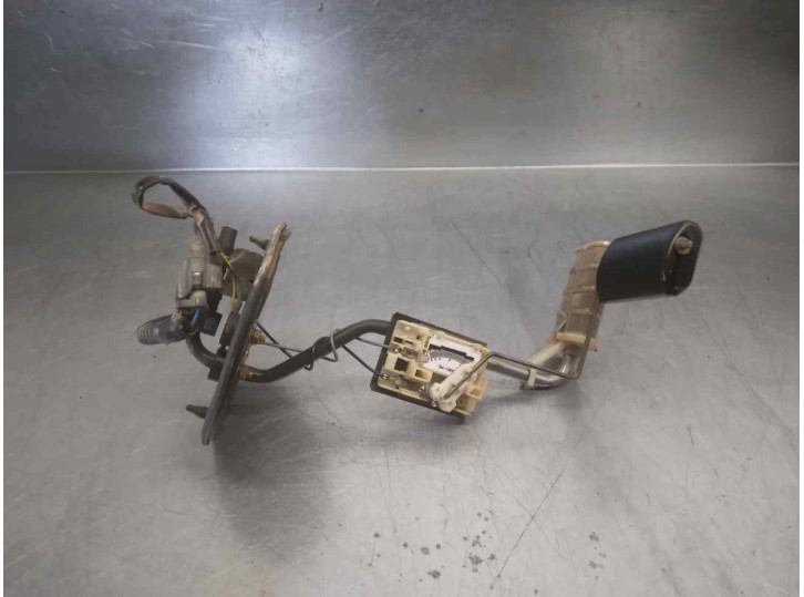 Fuel level sender replacement for Hyundai Santa Fe (SM) 2.0 CRDi CAT OEM IAM reference 3123026910 
