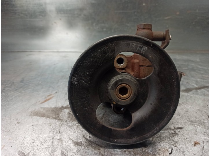Power steering pump replacement for Kia Carnival II 2.9 CRDi CAT OEM IAM reference 3625C078 