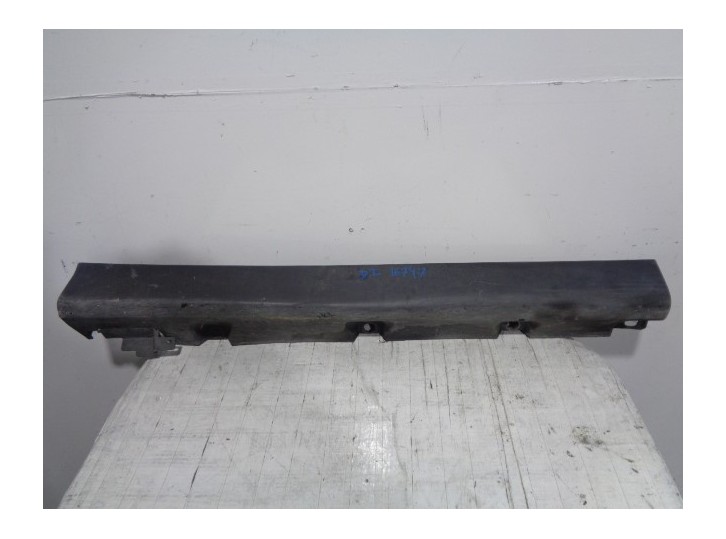 Replacement side skirt for Suzuki Ignis RM (MH) 1.5 CAT OEM IAM reference 7724186G00L BLACK FRONT LEFT