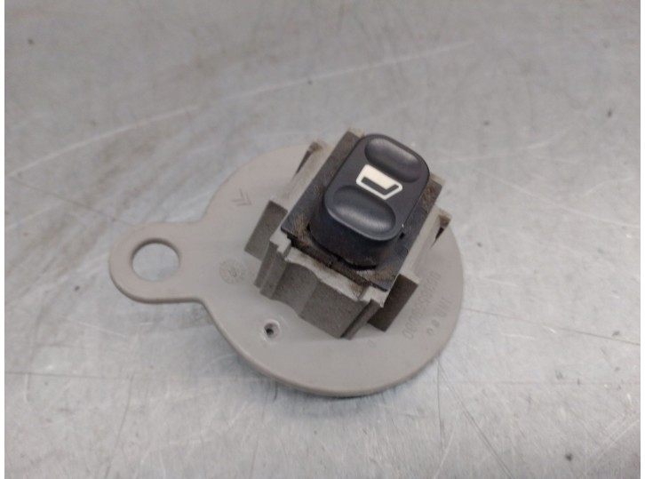 Replacement rear right window regulator switch for Citroën Xsara Picasso (N68) 2.0 HDi OEM IAM reference 655407 655407 