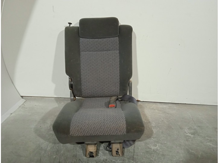 Recambio de asientos trasero derecho para opel monterey ltd referencia OEM IAM 4274443 TELA GRIS 5 PUERTAS