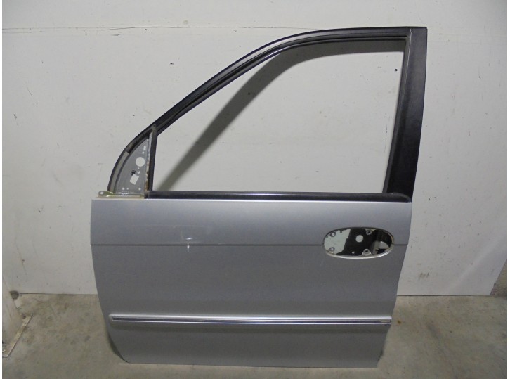 Recambio de puerta delantera izquierda para kia carnival ii 2.9 crdi cat referencia OEM IAM K54A59020B GRIS 5 PUERTAS