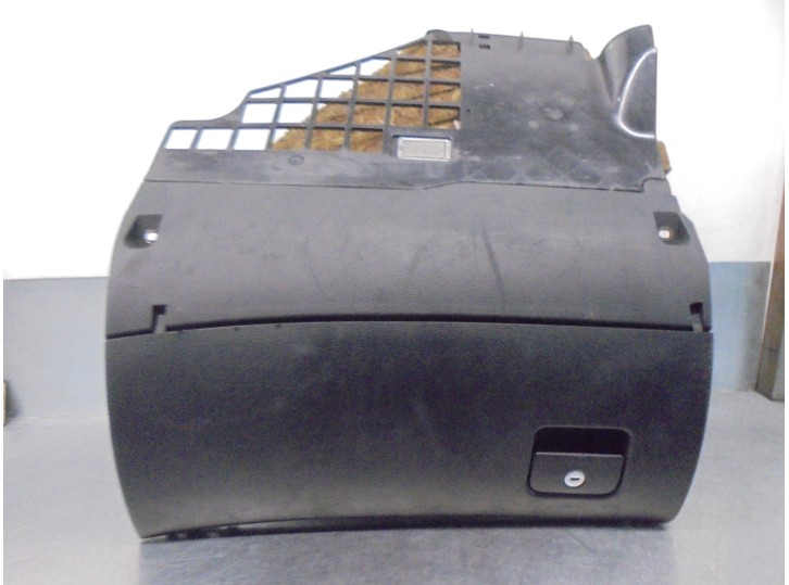Recambio de guantera para audi a6 berlina (4b2) referencia OEM IAM 4B1857035E 