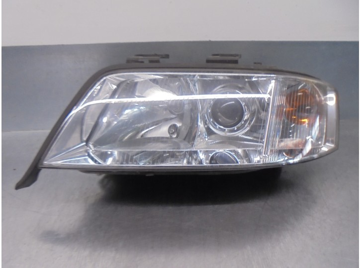 Replacement left headlight for Audi A6 sedan (4B2) OEM IAM reference 4B3941003A 1EL00782109 HELLA