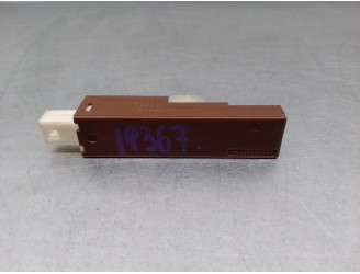 Recambio de antena para lexus ct 200h referencia OEM IAM 899A00F040 T5N13204095 