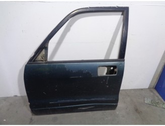 Recambio de puerta delantera izquierda para opel monterey ltd referencia OEM IAM 4274460 VERDE 6 PUERTAS
