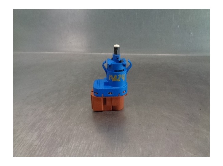 Recambio de interruptor para ford ka (ccu) 1.2 8v cat referencia OEM IAM 50512681 