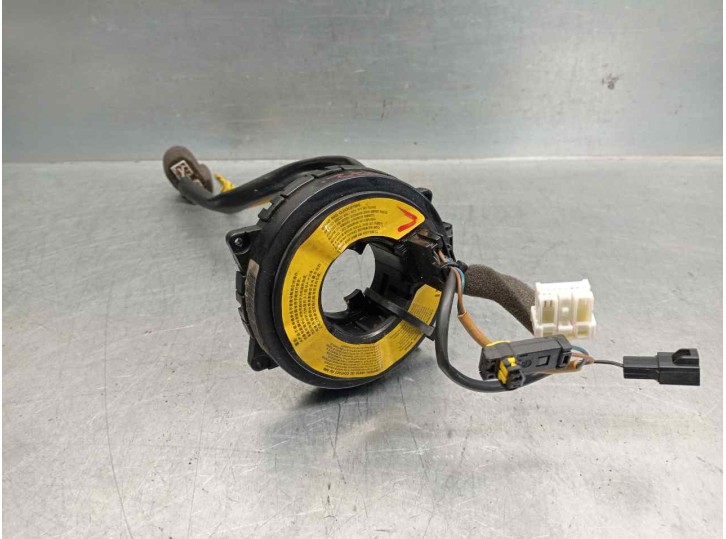 Recambio de anillo airbag para ssangyong rodius 2.7 turbodiesel cat referencia OEM IAM 8592208060  