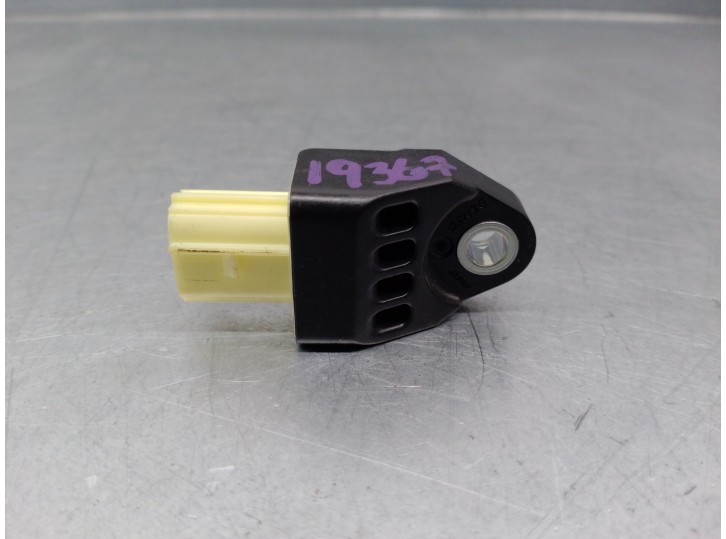 Recambio de sensor impacto para lexus ct 200h referencia OEM IAM 8983175020  DENSO