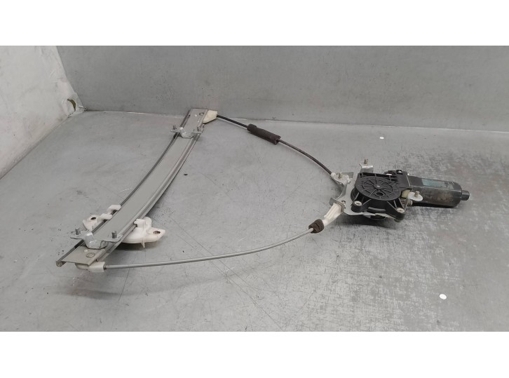 Recambio de elevalunas delantero izquierdo para hyundai accent (x3) 1.5 12v cat referencia OEM IAM 8240322211 2 PINES 4 PUERTAS