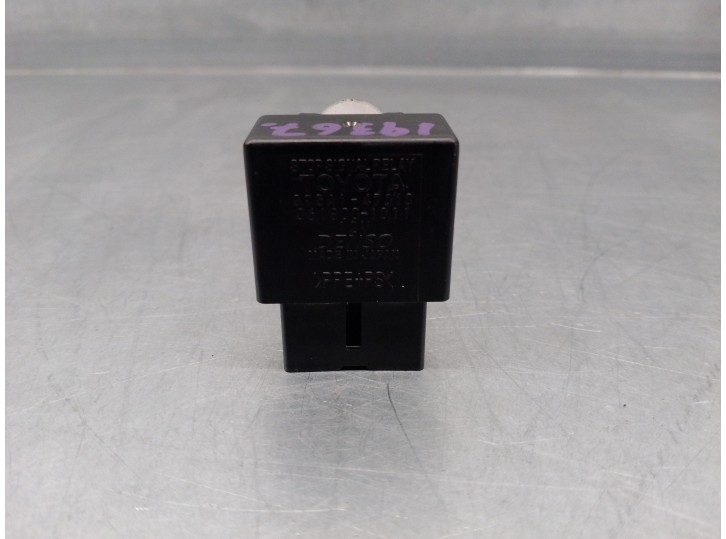 Recambio de rele para lexus ct 200h referencia OEM IAM 895A147010 0618001011 DENSO