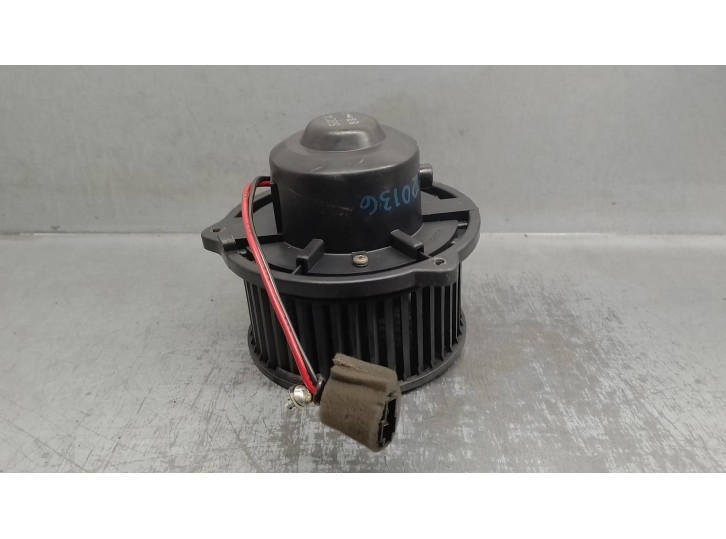 Recambio de motor calefaccion para hyundai accent (x3) 1.5 12v cat referencia OEM IAM 9711724900  