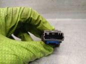 Recambio de interruptor para toyota yaris (_p13_) 1.5 hybrid (nhp130_) referencia OEM IAM 15D100  