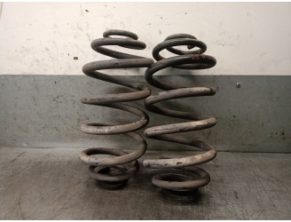 Recambio de muelle amortiguacion para opel insignia a sports tourer (g09) 2.0 cdti (35) referencia OEM IAM 424524 424524 