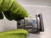 Recambio de interruptor para toyota yaris (_p13_) 1.5 hybrid (nhp130_) referencia OEM IAM 15D100 