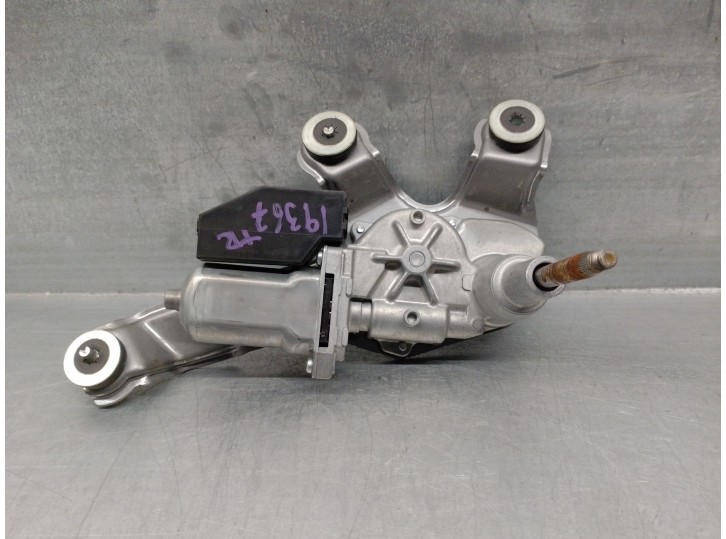 Recambio de motor limpia trasero para lexus ct 200h referencia OEM IAM 8513076010 5 PUERTAS