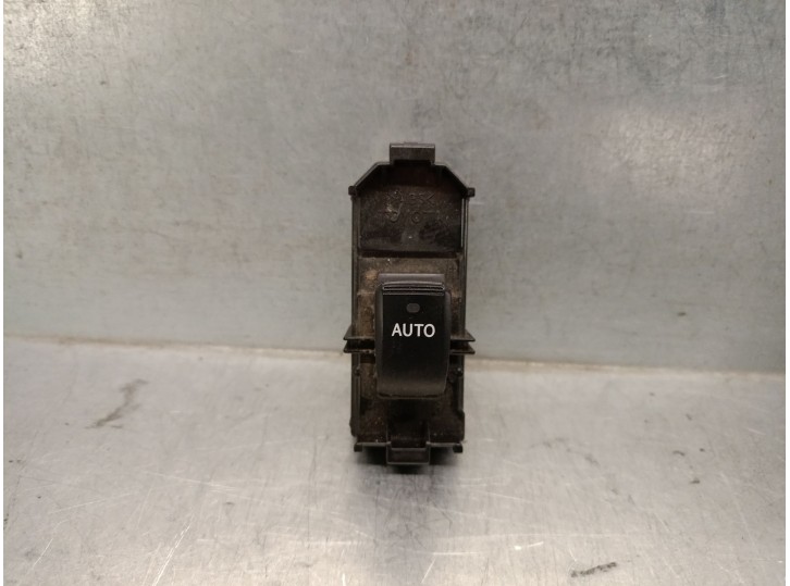 Recambio de mando elevalunas trasero derecho para lexus rx (_u3_) 400h awd (mhu38_) referencia OEM IAM 8403048070 8403048070 