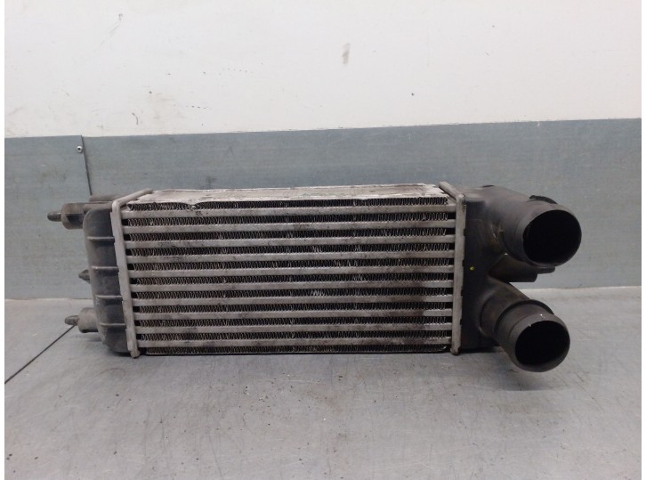Replacement intercooler for Peugeot 508 I (8D_) 1.6 HDi OEM IAM reference P9684946380 0384P5 M144207D VALEO