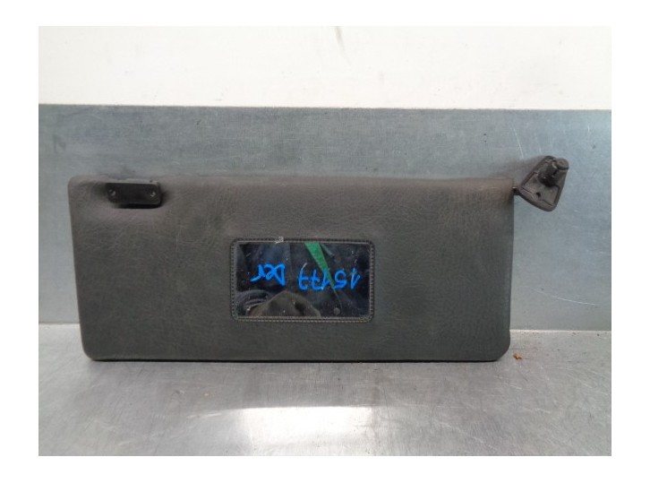 Recambio de parasol derecho para lancia delta 1.3 referencia OEM IAM   