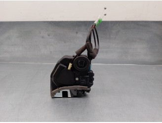 Recambio de cerradura puerta trasera izquierda para lexus ct 200h referencia OEM IAM 6906033131 4 PINES 5 PUERTAS