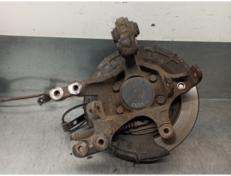 Recambio de mangueta trasera izquierda para hyundai i30 1.4 cat referencia OEM IAM 527102H000 