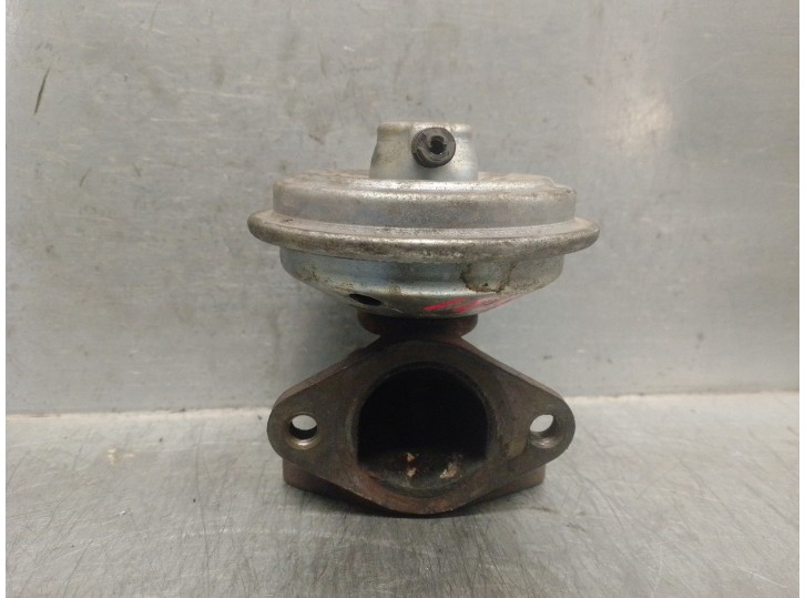 Recambio de valvula egr para chrysler voyager (rg) 2.8 crd cat referencia OEM IAM 49002013F 72827002 PIERBURG