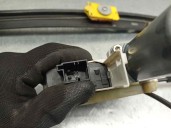 Replacement front right window regulator for Audi A6 Saloon (4F2) 3.0 TDI Quattro (165kW) OEM IAM reference 4F0959802B 6 PINE
