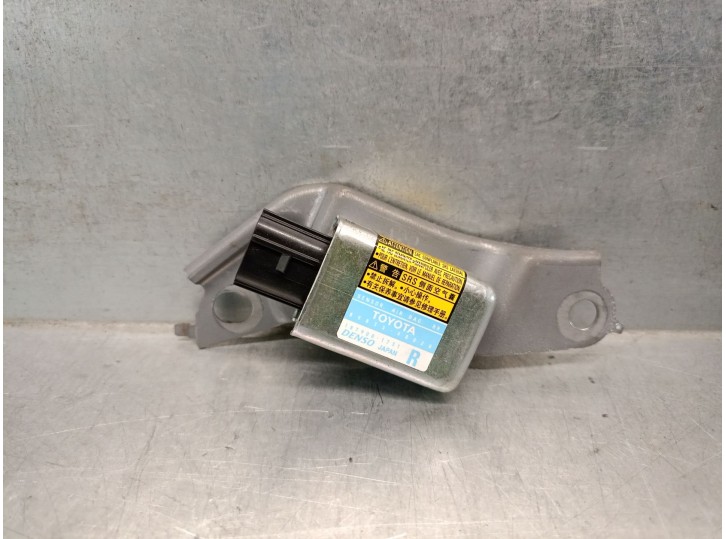 Recambio de sensor impacto para lexus rx (_u3_) 400h awd (mhu38_) referencia OEM IAM 8983348020  1879001731 DENSO