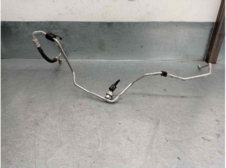 Recambio de tubos aire acondicionado para kia carens (un) 2.0 crdi referencia OEM IAM 977751D100 