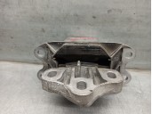 Replacement left engine mount for BMW 2 Series Gran Tourer (F46) 2.0 16V Turbodiesel OEM IAM reference 6853449 172768 