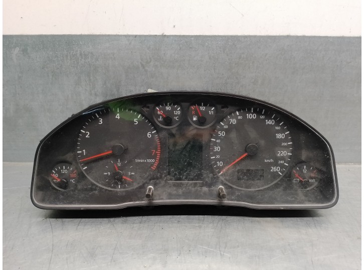 Recambio de cuadro instrumentos para audi a6 berlina (4b2) referencia OEM IAM 4B0919881A 110008890017 VDO