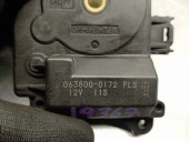 Recambio de motor apertura trampillas climatizador para lexus ct 200h referencia OEM IAM 0638000172  DENSO