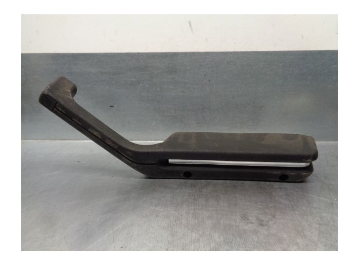 Replacement front right interior door handle for Lada Niva (2121 / 21213 / 21214 / 21215) 1.6 CAT OEM IAM reference 