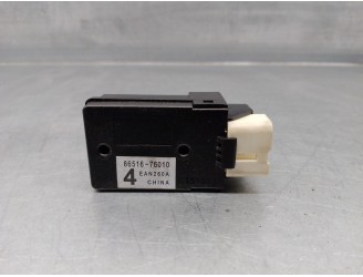 Recambio de modulo electronico para lexus ct 200h referencia OEM IAM 8651676010  