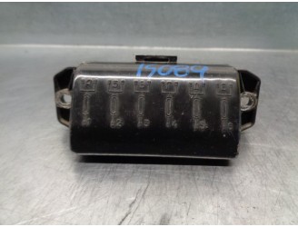 Recambio de caja reles / fusibles para lada niva ( 2121 / 21213 / 21214 / 21215 ) 1.6 cat referencia OEM IAM   