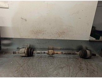 Recambio de transmision delantera derecha para kia carens (un) 2.0 crdi referencia OEM IAM 495001D700  